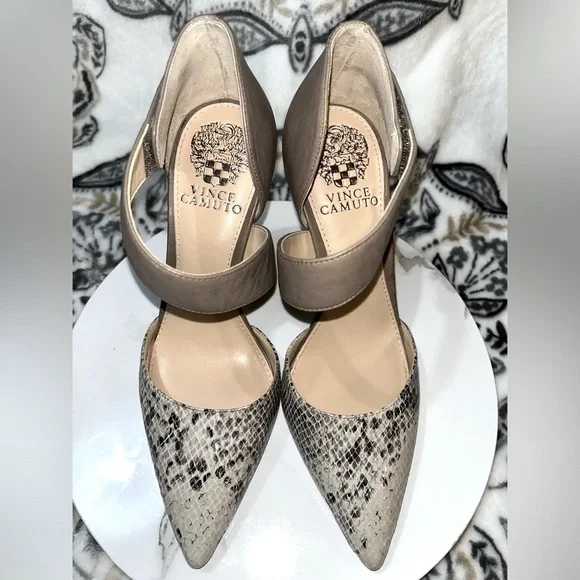 Vince Camuto Carlotte Tabby Grey/Toast Taupe Heels Size 5 1/2M - Picture 2 of 11